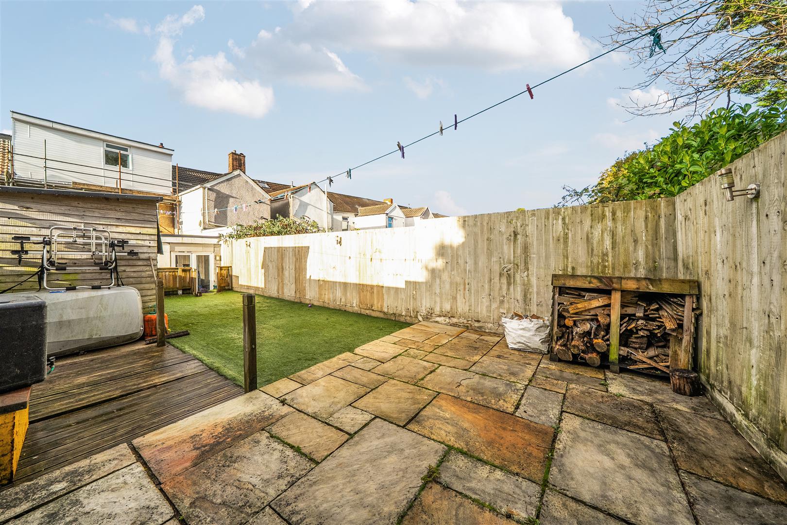 Phillip Street, Manselton, Swansea, SA5 9NL